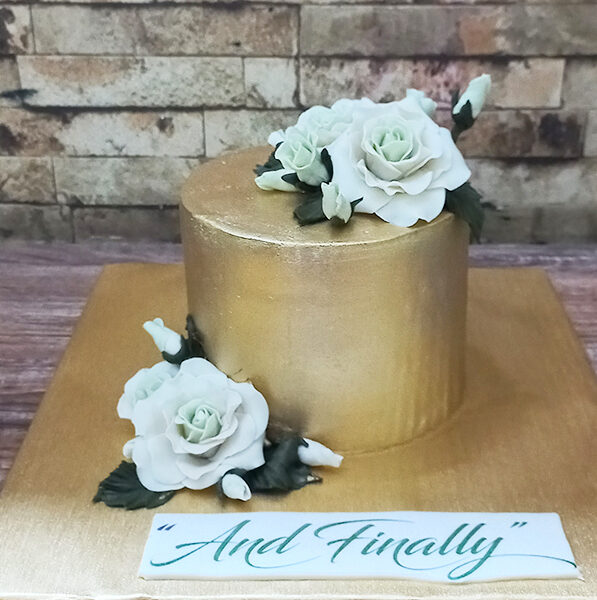 Golden Anniversary Cake – Hani's Cake